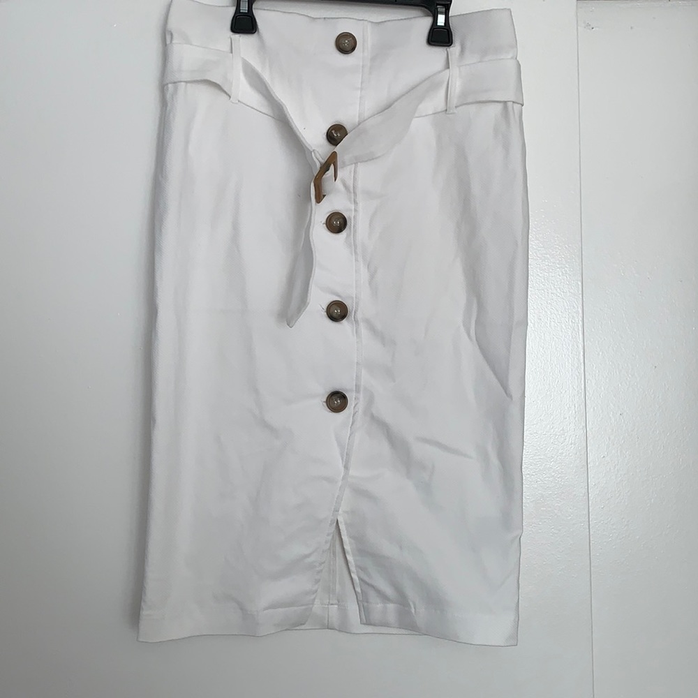 knee-length white belted pencil skirt